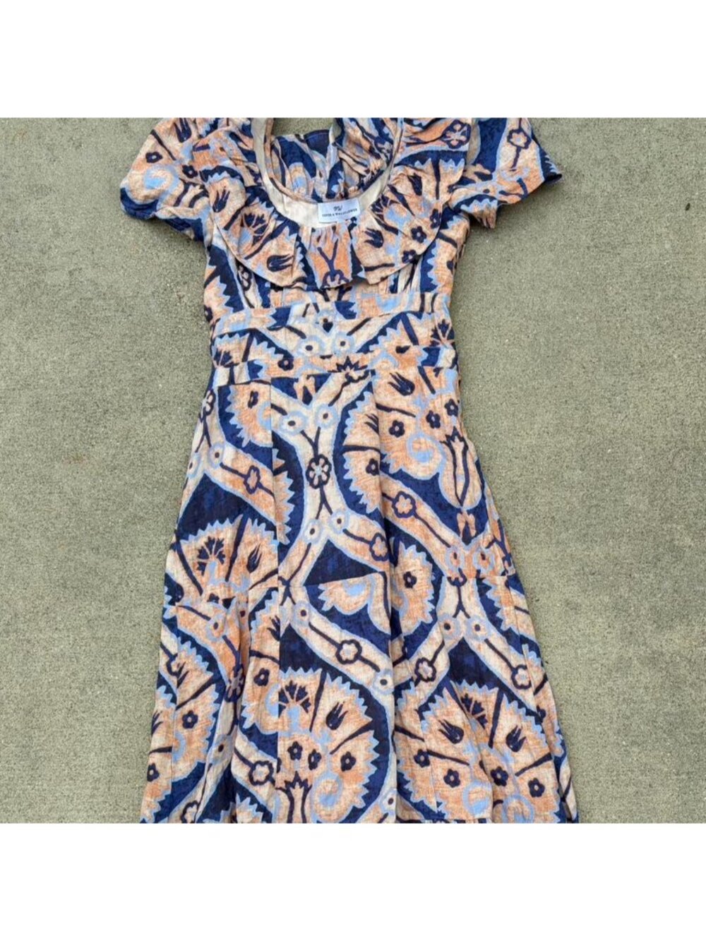Never a Wallflower boutique Maxi Fall dress. floral geometric print dress in XS - Picture 3 of 6